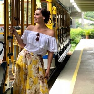 Meet your Posher, Daniela